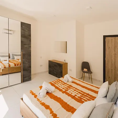 Stylish 2bed Unit 50m From Seafront! Wifi And Washer *